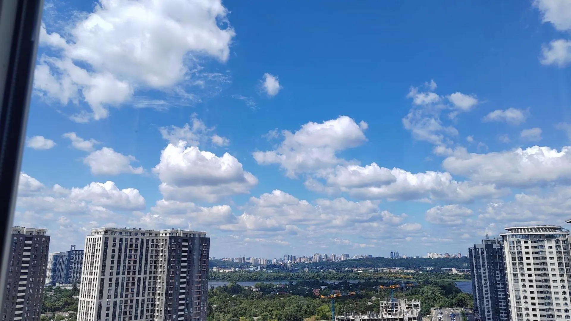 Apartment In Complex Korona On Knyazhyi Zaton 21 Kiev